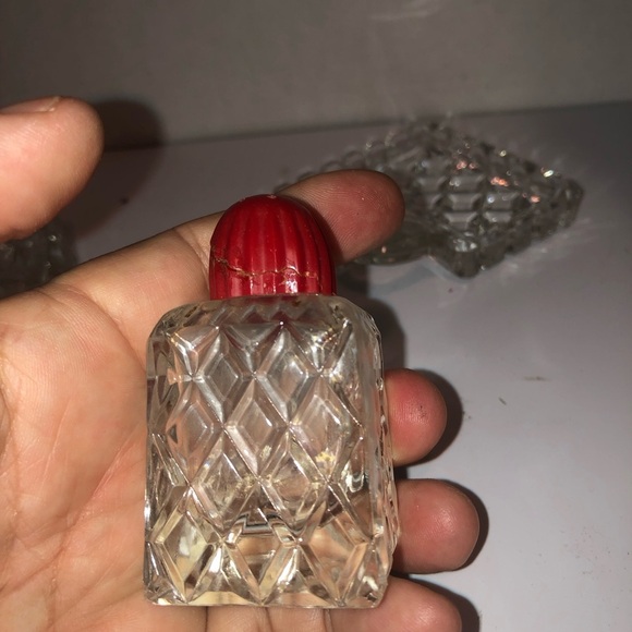 Vintage Glass Salt and Pepper Shaker three piece set on tray- anchor hocking - Picture 15 of 16